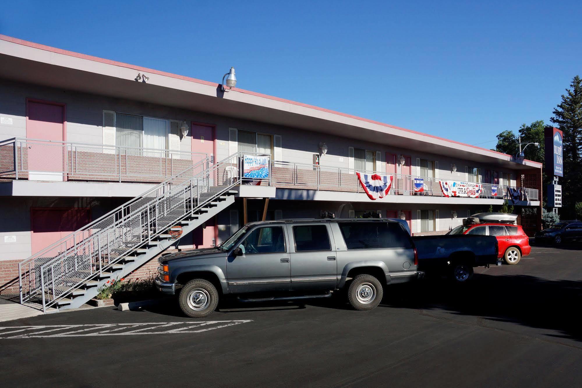 Motel Ruby 3*