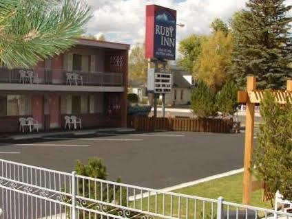 Motel Ruby Bridgeport